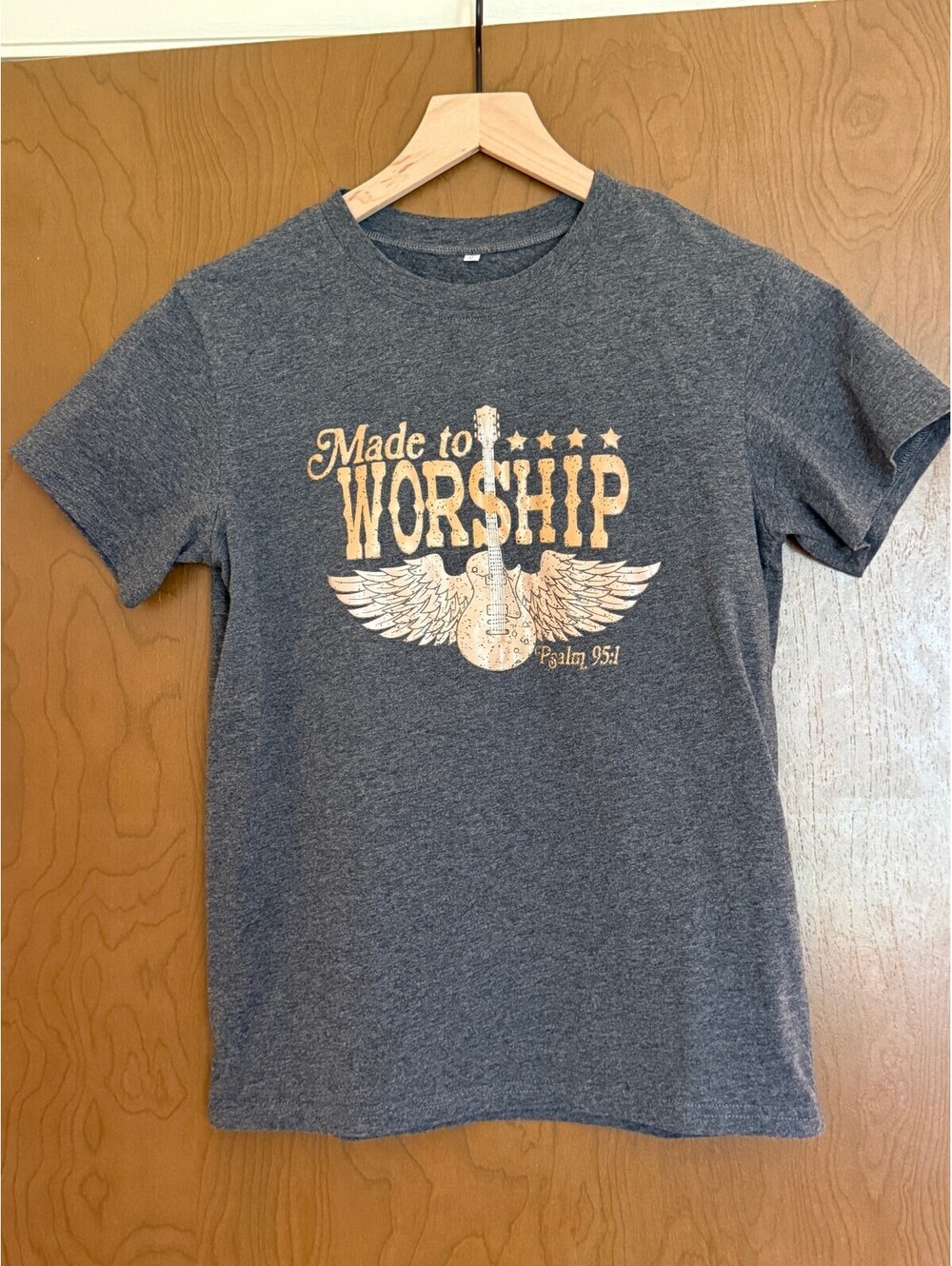 Christian Graphic Tee Psalm 95:1 Women's Size S Worship Team Musician Guitarist